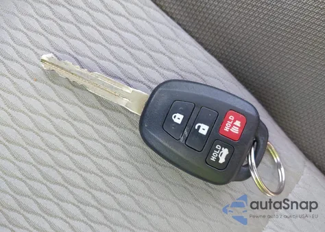 2019 Toyota Corolla Le from USA, damaged, VIN 5YFBURHE8KP894811